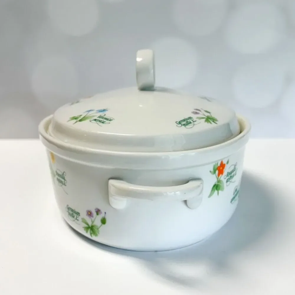 Anchor Hocking Floret 1.5 Qt Casserole Dish w Lid Vintage Glass Baking Dish